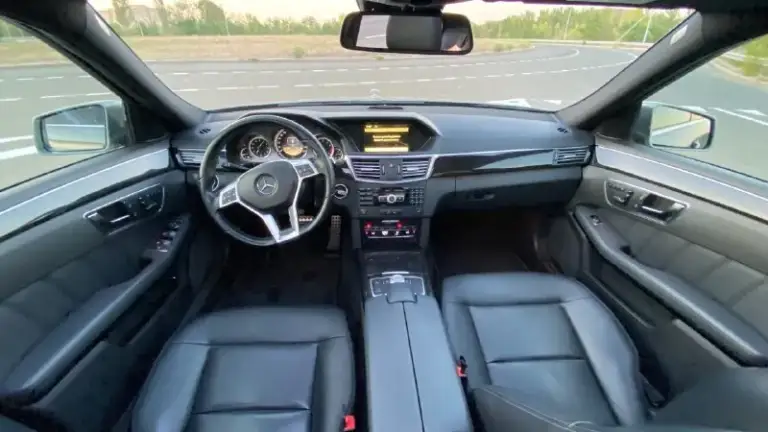 Mercedes benz w212
Автомобиль в идеальном состоянии, не бит не крашен! Готов на любые проверки за ваш счет! Весь передок со стойками, ручками и зеркалами в качественной броне пленке. Автомобиль весь обслужен, не требует ни малейших вложений, масла и фильтра новые. Максимальная комплектация. Amg обвес заводской. Amg диски оригинал r18! Панорама!двигатель и коробка работают идеально, двигатель без турбин самый надежный атмосферный. (двигатель 276.952 чугунный) кто знает тот поймет, в паре с коробкой автомат 7g-tronic. Кузов в идеальном состоянии
Салон как новый ни потертостей ни дыр, в салоне не курят.
В общем приезжайте на осмотр и сами убедитесь в качестве этого автомобиля!
С документами полный порядок любой вид оформления.
Двигатель 3.5 (бензин)
Коробка автомат
Год 2012
Цена 1.650.000₽
Торг присутствует только при осмотре автомобиля!
📱+79494748264 +79886224342
Телеграмм ⬆️ вотсап ⬆️
📞 Звоните: +7(949)4748264 - фотография - 6