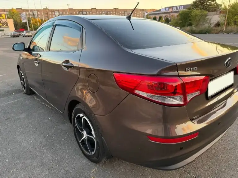 Kia rio 2016 год
1.6 Бензин на обычном автомате!
Родной пробег 161000км
В хорошем состоянии все работает на 5,кондиционер холодит,
Кузов оцинкованный коррозии нет
2 Ключа, полностью обслужена
Вложений не требует,
С документами полный порядок!
Цена 1🍋
Могу скинуть больше фото, видео
Г. Донецк
+79493710826
📲 Tg: @oleg_bbb1
📞 Звоните: +7(949)3710826 - фотография - 7