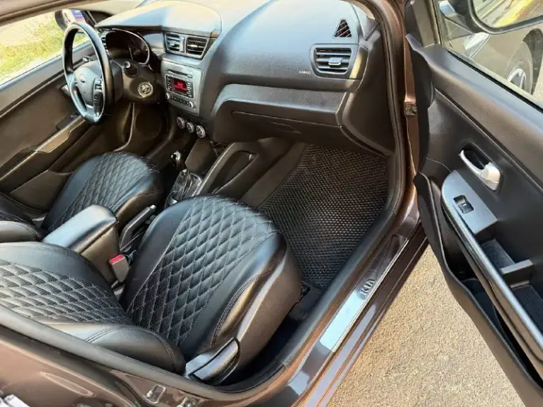 Kia rio 2016 год
1.6 Бензин на обычном автомате!
Родной пробег 161000км
В хорошем состоянии все работает на 5,кондиционер холодит,
Кузов оцинкованный коррозии нет
2 Ключа, полностью обслужена
Вложений не требует,
С документами полный порядок!
Цена 1🍋
Могу скинуть больше фото, видео
Г. Донецк
+79493710826
📲 Tg: @oleg_bbb1
📞 Звоните: +7(949)3710826 - фотография - 9