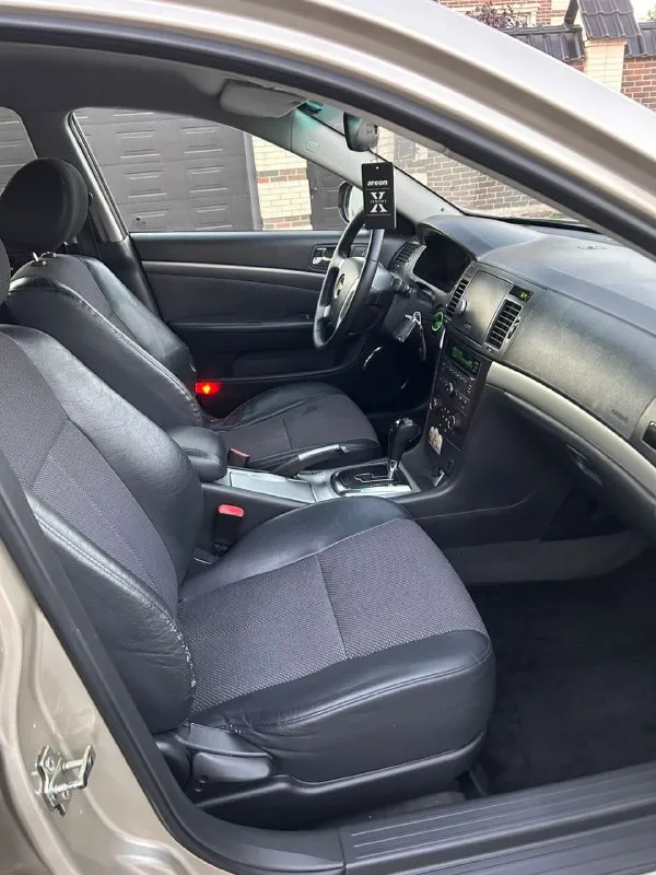 Продается chevrolet epica 2011 года в отличном состоянии.
Двигатель 2.0 (бензин) работает идеально, коробка-автомат — без нареканий.
Пробег: 179 000 км (родной).
​Гарантированно без дтп, кузов в родной краске. Любые проверки приветствуются.
​Автотека "зеленая".
​Технически полностью обслужена, вложений не требует. Салон чистый и ухоженный. Кузов без гнили и так далее, состояние машины как новая
​Цена: 780 000 ₽ (торг).
Продажа от собственника, переоформление строго через гибдд.
Звоните: +7 (903) 470-50-67 (есть telegram). +7 949 003 6029 - фотография - 7