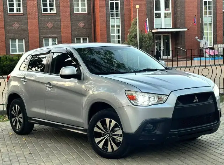 Продам mitsubishi asx рест,
Год выпуска:2013
Обьем двигателя:1.6
Кпп механика
Родной пробег 129.000км
Один владелец,
Авто в родном окрасе!
Комфортабельный, вместительный надёжный японский кроссовер
Автотека✅

Авто в идеальном внешнем и техническом состояние,
В родном окрасе,
Мотор коробка 5+ готов на любую проверку на сто

Комплектация: бортовой компьютер, подогрев сидений, кондиционер, электро зеркала, мультируль, парктроники, камеразаднего вида, хорошая акустика, два комплекта резины с дисками! Полный комплект ключей
Складывающие сидение, комфортный багажник

За машиной очень ухаживали
Есть все необходимое для комфортного вождения.
Этa мaшинa oчень достойный вариант, для любой мecтнoсти! Экономичный, шустpый и самоe вaжнoe надёжный! Кроссовер
Очень надeжные японскиe мoтopы, которые отлично сочетаются с механической коробкой передач

Продажа с переоформлением
Номер телефона
+7949-510-46-92

Цена 1.080.000р

Г. Донецк - фотография - 1
