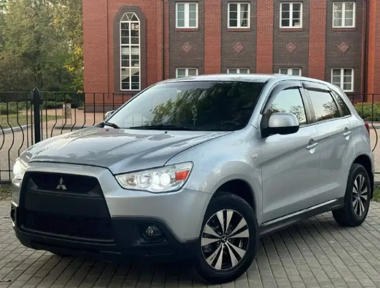 Продам mitsubishi asx рест,
Год выпуска:2013
Обьем двигателя:1.6
Кпп механика
Родной пробег 129.000км
Один владелец,
Авто в родном окрасе!
Комфортабельный, вместительный надёжный японский кроссовер
Автотека✅

Авто в идеальном внешнем и техническом состояние,
В родном окрасе,
Мотор коробка 5+ готов на любую проверку на сто

Комплектация: бортовой компьютер, подогрев сидений, кондиционер, электро зеркала, мультируль, парктроники, камеразаднего вида, хорошая акустика, два комплекта резины с дисками! Полный комплект ключей
Складывающие сидение, комфортный багажник

За машиной очень ухаживали
Есть все необходимое для комфортного вождения.
Этa мaшинa oчень достойный вариант, для любой мecтнoсти! Экономичный, шустpый и самоe вaжнoe надёжный! Кроссовер
Очень надeжные японскиe мoтopы, которые отлично сочетаются с механической коробкой передач

Продажа с переоформлением
Номер телефона
+7949-510-46-92

Цена 1.080.000р

Г. Донецк - фотография - 2