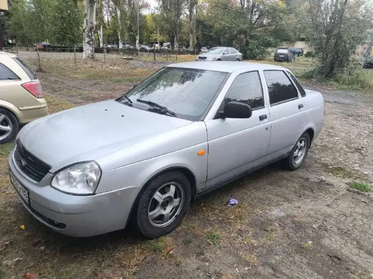 Lada priora
2009
1.6 Гур
71.700Км

Авто в отличном состоянии без каких либо материальных вложений, все работает, все светиться, дно, стаканы целые и никогда с ними ничего не делалось, масла везде заменены, ремень менялся в прошлом году.
Гидрики не стучат
Все расскажу, покажу, собственник авто и вписан в птс
Торг присутствует у капота.
Автотеку скину по запросу

+79494959873
@V_zaxarov
Цена: 390.000 - фотография - 4