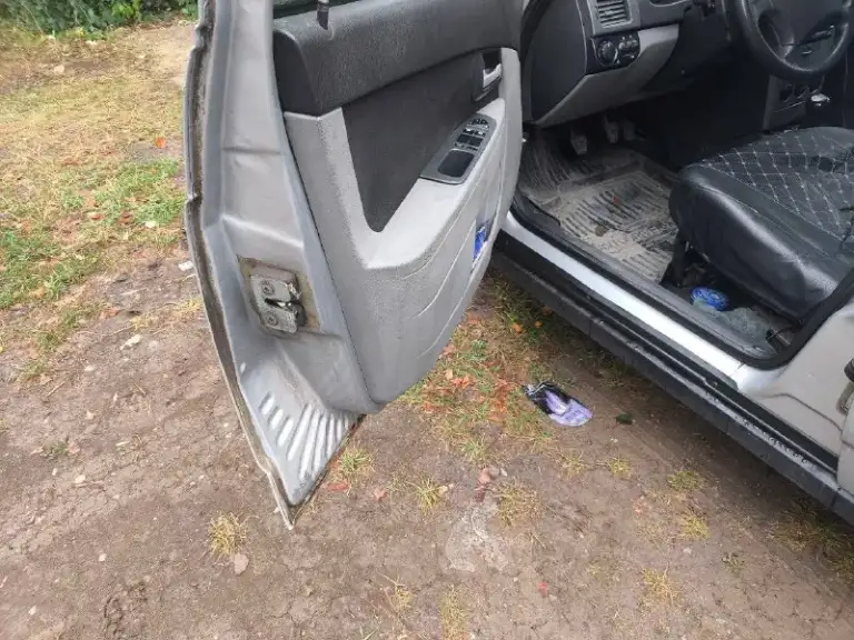 Lada priora
2009
1.6 Гур
71.700Км

Авто в отличном состоянии без каких либо материальных вложений, все работает, все светиться, дно, стаканы целые и никогда с ними ничего не делалось, масла везде заменены, ремень менялся в прошлом году.
Гидрики не стучат
Все расскажу, покажу, собственник авто и вписан в птс
Торг присутствует у капота.
Автотеку скину по запросу

+79494959873
@V_zaxarov
Цена: 390.000 - фотография - 6