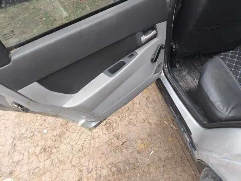 Lada priora
2009
1.6 Гур
71.700Км

Авто в отличном состоянии без каких либо материальных вложений, все работает, все светиться, дно, стаканы целые и никогда с ними ничего не делалось, масла везде заменены, ремень менялся в прошлом году.
Гидрики не стучат
Все расскажу, покажу, собственник авто и вписан в птс
Торг присутствует у капота.
Автотеку скину по запросу

+79494959873
@V_zaxarov
Цена: 390.000 - фотография - 7