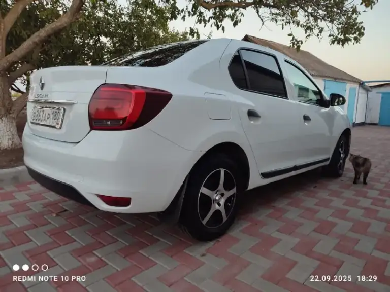 Renault logan 2018 1.5 мт
150 000 Родного пробега
2 Хозяина
Мотор 1.5 турбо дизель коробка механика, очень экономичный автомобиль 5/100
Машина в хорошем состоянии, технически в отличном. Без каких либо нареканий, кондиционер работает холодит отлично 2 электро стеклоподъёмника, регулировка зеркал. Новая летняя резина на новых литых дисках. Второй комплект зимней на штампах . Хорошая лед оптика, штатная мультимедиа, дорогие чехлы
По документам полный порядок
Цена 850 000
Территориально г мариуполь
Тел+79496208762
Если не можете дозвониться пишите в телеграм. - фотография - 4