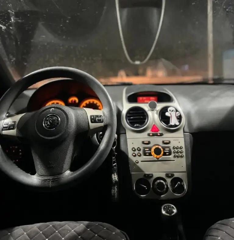 В продаже opel corsa(с кондиционером)❄
Цена 435 тыс (торг)
2007 Год
1.4
Автомобиль чистый и ухоженный, салон не прокуренный, по кузову без рыжиков и гнили, дно и пороги в идеальном состоянии.
Автомобиль 6 лет в одной семье
Документы в полном порядке
Город луганск
+79591883250
📞 Звоните: +7(959)1883250 - фотография - 6
