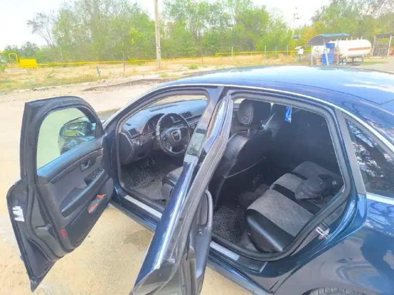 Audi a4 b7, 2,0turbo🔥
✅Двигатель 2,0tfsi, 200л. С. 🚀, бензин⛽ передний привод, коробка автомат❗
✅Комплектация base :
🔥Двух зонный климат контроль,
🔥Кожанный мульти руль,
🔥Подогрев сидений,
🔥Штатный ксенон,
🔥Круиз контроль,
🔥Airbag: фронтальные, коленные, боковые передние и задние,
🔥Активная безопасность: антипробуксовка тормозов, антипробуксовка, курсовая стабилизация,
🔥Сабвуфер+8 динамиков,
✅Состояние:
Автомобиль в нормальном техническом состоянии, на пробеге 249т. Км. , 1000км назад была замена масла. Внешне по кузову есть кое какие моменты. Напомню, что новым автомобиль был в 2004году.
✅Дополнительно:
Данный автомобиль прекрасно сочетает в себе мощность, комфорт, надёжность и стоимость, на автомобиле езжу по сей день.
❗️Стоимость данного авто 650.000₽ + хороший торг❗️
+79595531636 Данил
+79591054683 Юлия
📞 Звоните: +7(959)5531636 - фотография - 5