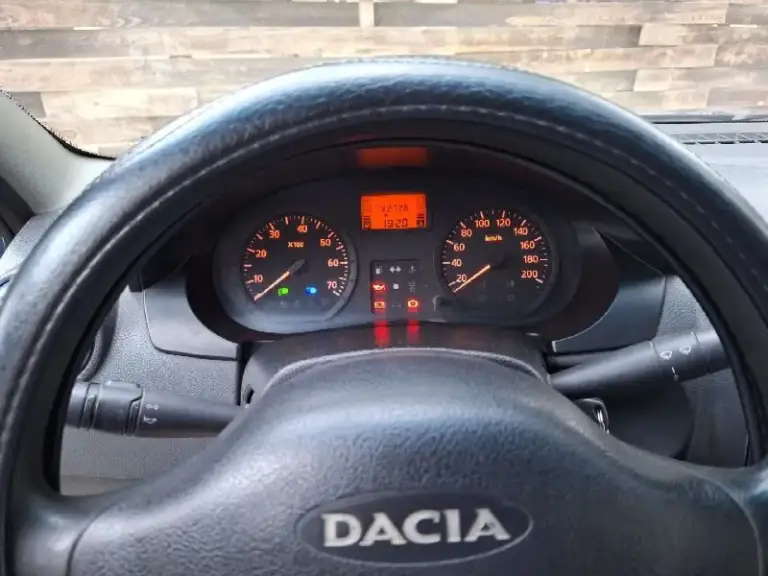 ‼Продам dacia logan дача логан‼
✅2007 Год
✅193 Тыс пробега
✅Двигатель 1.4 бензин, газ
✅Механика
✅По комплектации: гур, сигнализация, музыка (usb, aux), стоит новая летняя резина, передние элекстростеклоподъемники,
Электрозеркала, обогрев заднего стекла. Есть вопросы по замкам! Нужно делать заднюю левую арку, дно целое, правый порог подмятый! Газ вписан в птс, но им нужно заниматься! Я собственник, владею 2 года!остальные вопросы по телефону.
🔥Цена: 260 тыс. Рублей, торг🔥
Осмотр г. Луганск,
+79591660036 Виталий
📞 Звоните: +7(959)1660036 - фотография - 5