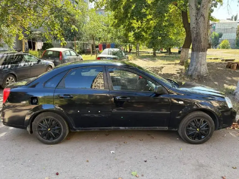Продам chevrolet лачети 1.6, 2006г, на ходу, документы в порядке, пробег 223000км
Цена 360к тогр
Горловка, +79494437049
📲 Tg: @stepchik7
📞 Звоните: +7(949)4437049 - фотография - 2
