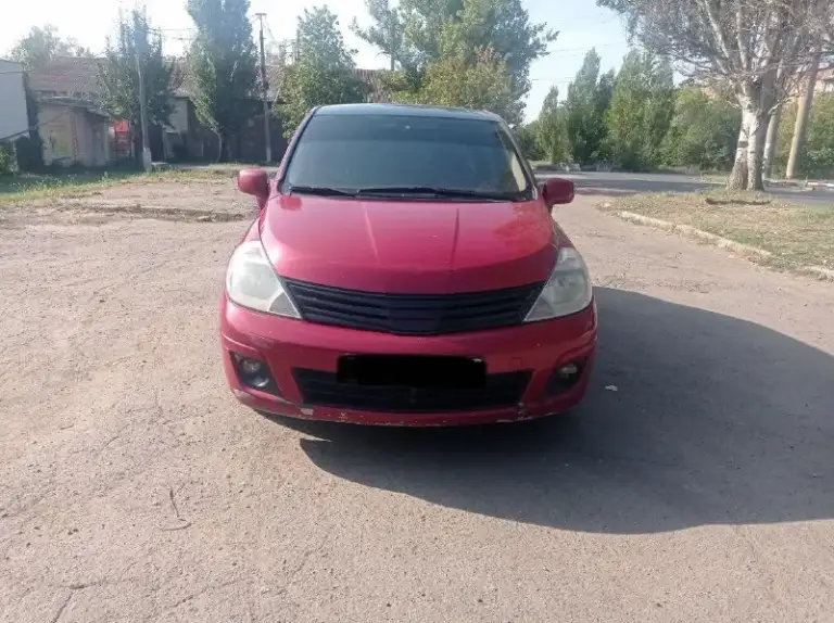 Продам nissan tiida 1.6 2010 года. Пробег 260 тысяч. Машина хорошая, вложений не требует, сел поехал. Ходовая новая, масло менялось вовремя. Недавно были обслужены тормоза в круг. Мультируль, кондиционер (заправлен) все электростеклоподьемники, подогрев
Передних сидений, андроид магнитола электро зеркала. Коробка механика. Цена 550 тысяч +79494170737 - фотография - 2