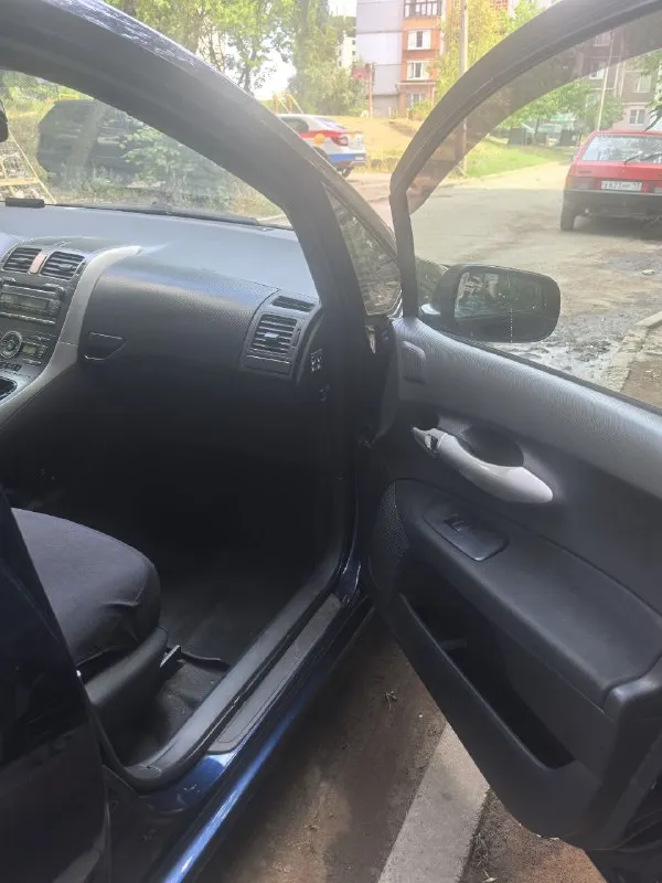 Toyota auris, 2008 г. 1.6, механика, 124 л. С. , надежная и экономная, вместительная и комфортная! Машина во владении 2 года, обслуживание своевременное. Двухзонный климат, стеклоподъемники, подогрев зеркал, заднего стекла. 600 000 р. Торг. Тел +79493584822
+79493373725 - фотография - 10