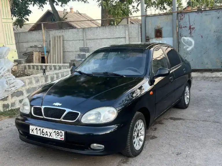 Продам ланос в хорошем состоянии авто без гнили рыжиков и всего прочего двигатель работает идеально не троит не дымит коробка не хрустит не выбивает ходовой части без вложений сел поехал документы кристально чистые цена 220 тысяч торг остальные вопросы по телефону +79495824278 - фотография - 1