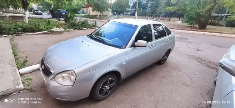 Продам авто. Ваз приора.1.6 обьем. Год выпуска 2010.бензин. Механика. Передний привод. Цвет серебро. Хэтчбек.5 дверей. Автомобиль в хорошем состоянии. Антикор. Обработка. Коробка после полного ремонта. Двигатель обслужен. Замена всех жидкостей. Ремня грм и всех роликов. Подушек двигателя. Тормозных колодок. Ходовая часть в норме. По технике нареканий нет. Машина обслужена и готова к эксплуатации. Присутствуют незначительные возрастные изменения. Два комплекта резины зима-лето на литье и на штампах. Передние эсп. Центр. Замок. Машина семейная и реально в достойном состоянии. .цена-420000 +79494079881
+7 949 354-90-94 - фотография - 10