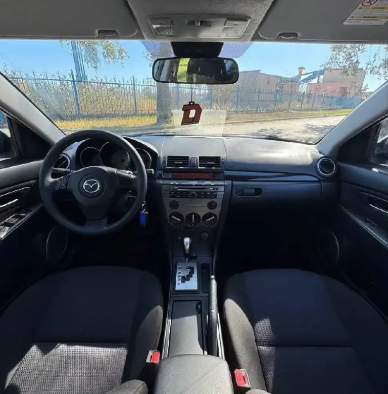 💙Mazda 3 bk рестайлинг
💰Цена: 650 000р
🏢Город: мариуполь
📅Год выпуска: 2007
🧾Пробег: 238 392 км.
⚙️Двигатель: 1.6
⛽Топливо: бензин
⚙️Кпп: автомат
📞 Телефон:
+7-949-551-91-52
+7-949-727-41-51
+7-989-263-55-56
💾 Описание:
Легендарный стильный и динамичный хэтчбек, сочетает в себе элегантный дизайн и отличную управляемость.
Яркий цвет кузова придаёт автомобилю лаконичный и сдержанный вид. Пробег в 238 000 километров свидетельствует о проверенной временем конструкции и надёжности.
✅ 3 Владельца, птс оригинал. Южная эксплуатация.
✅ Кузов в отличном состоянии, без ржавчины (стаканы, пороги, днище - целые, родные). Все стекла включая лобовое и оптика родные.
✅ Оригинальный пробег
Техническая часть на твердую пятерку, без вложений.
Хорошая комплектация:
Кондиционер, гур, четыре электро-стеклоподъемника, 6 подушки безопасности, регулировка руля по высоте и вылету, центральный замок, задние дисковые тормоза, мультируль, два комплекта ключей.
Улица шевченко 269 - фотография - 8