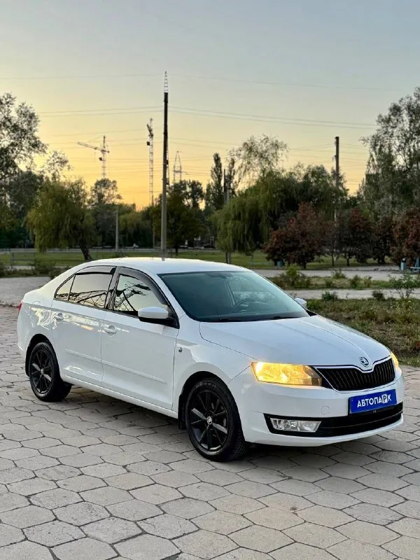 🚙 Skoda rapid
💰Цена: 990 000р.
🏢Город: мариуполь
📅Год выпуска: 2017
🧾Пробег: 148 450 км.
⚙️Двигатель: 1.6
⛽Топливо: бензин
⚙️Кпп: механика
📞 Телефон:
+7-949-727-41-51
+7-989-263-55-56
+7-949-551-91-52
💾 Описание:
Всеми любимый, проверенный временем -. .. Ackground-image:url('//telegram. Org/img/emoji/40/e29c85.png')">✅ лифтбэк - огромный багажник.
✅ Надежный двигатель.
✅ Маленький расход топлива.
✅ Подтвержденный пробег.
✅ Южная эксплуатация.
Климат-контроль ❄️ (работает отлично), кожаный мульти-руль, электропакет, abs, airbag, птф, усилитель руля, центральный замок, штатная магнитола с bluetooth, подогрев сидений, оригинальные литые диски 16-го радиуса, подлокотник, бортовой компьютер.
Улица шевченко 2️⃣6️⃣9️⃣
🏦 Возможна продажа в кредит по двум документам. - фотография - 1