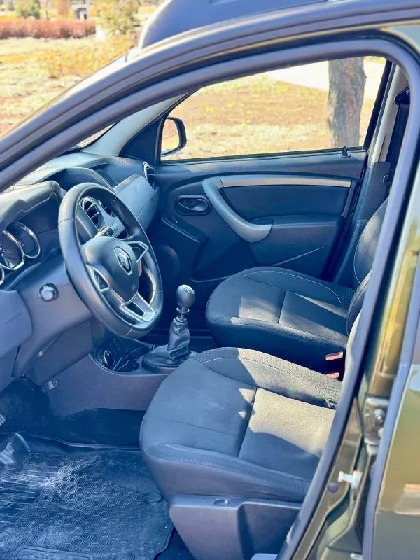 🚘 Renault duster

💰Цена: 1 320 000р.
🏢Город: мариуполь
📅Год выпуска: 2020
🧾Пробег: 114 615 км.
⚙️Двигатель: 2.0
⛽Топливо: бензин
⚙️Кпп: механика 6-ст 4х4

📞 Телефон:

+7-949-727-41-51
+7-949-551-91-52
+7-989-263-55-56

💾 Описание:
.. . G/img/emoji/40/e29aa1.png')">⚡ электро стекла
✖️ Полный привод
🔥 Подогрев лобового
❄️ Кондиционер (холодит отлично)
🛞 Красивые литые диски на отличной летней резине

Улица шевченко 2️⃣6️⃣9️⃣

⚠️Бесплатно доставим этот или другой автомобиль в донецк, макеевку, бердянск, мелитополь и другие города новых территорий после детального видеообзора со всевозможными диагностиками⚠️

🏦 Возможна продажа в кредит по двум документам. - фотография - 7
