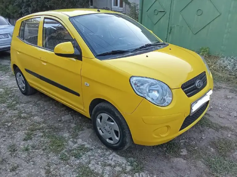 ❗️Продам kia picanto 1.0.❗️ 2009 года выпуска. 5 мкпп. Пробег родной 209 т. Км.
Автомобиль в хорошем техническом состоянии. Все стекла родные, включая лобовое. В дтп не участвовал.   Двс работает тихо и ровно. Масло не расходует. Кпп переключается без посторонних звуков. Яркий, городской, ухоженный, экономичный автомобиль, с низкой ценой обслуживания.
Цена 390 тыс. Руб.
Телефон +7949-844-71-64 - фотография - 1