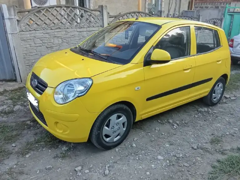 ❗️Продам kia picanto 1.0.❗️ 2009 года выпуска. 5 мкпп. Пробег родной 209 т. Км.
Автомобиль в хорошем техническом состоянии. Все стекла родные, включая лобовое. В дтп не участвовал.   Двс работает тихо и ровно. Масло не расходует. Кпп переключается без посторонних звуков. Яркий, городской, ухоженный, экономичный автомобиль, с низкой ценой обслуживания.
Цена 390 тыс. Руб.
Телефон +7949-844-71-64 - фотография - 3