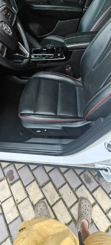 Продам buick envision st 2022г. В.
Двигатель 2.0т
Коробка автомат 9ст.
Пробег 36тыс.
2 Ключа
Полный привод, двойное остекление, кожаный салон, проекция, помощь при спуске, start-stop, удаленный запуск с брилка, открытия багажника с помощью ноги, музыка base, проекция, камера 360, двухтонный климат, подогрев руля, подогрев передних и задних сидений, вентиляция сидений, парктроник перед и зад, удержание в полосе, предупреждения при столкновение, мульти руль, датчик дождя, датчик света авто дальний, датчики слепых зон, лазерная оптика, usb, tipe-c, apple car play, android auto, датчики давления шин и многое другое.
По таким вопросам как где брать запчасти и все такое все есть в свободном доступе, мотор, ходовая, коробка все это устанавливалось так же на cadillac xt4-xt5
Г. Стаханов
+79595037666
Цена 3 500 000₽
📞 Звоните: +7(959)5037666 - фотография - 9