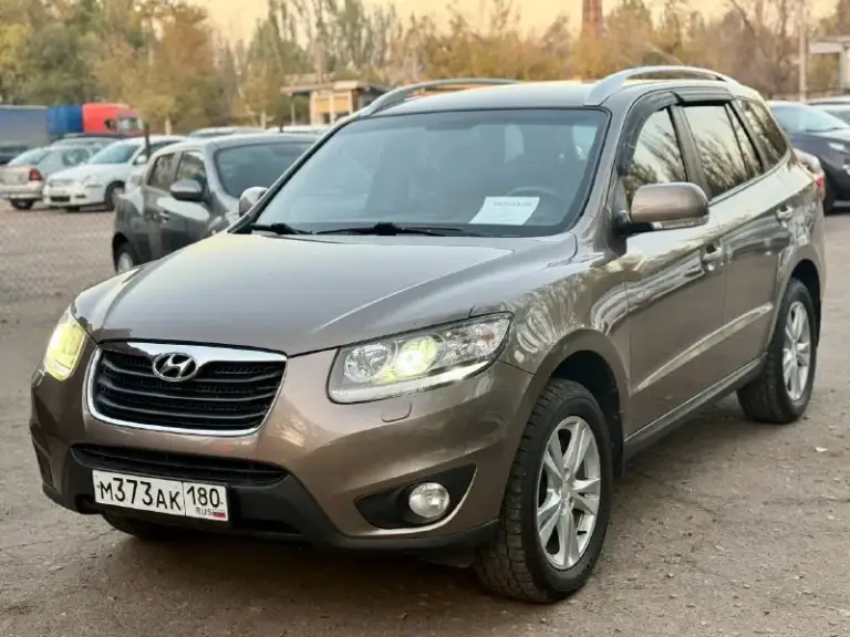 💶 Цена:1.340.000р
📮 Город:донецк
🚘 Марка / модель: hyundai santa fe
📅 Год выпуска:2011
📊 Пробег:175000км
⛽ Двигатель (тип, объем, ): 2.2
🔧 Тип кпп:автомат
📝 Описание: один хозяин с момента покупки в салоне г. Донецк. Машина в очень хорошем состоянии. Кузов не гнилой. Часики. Максимальная комплектация. Климат работает. Два ключа. Переоформление без проблем. Возможна продажа в кредит.
☎ Контактный телефон:+79495001160(телеграм)
📞 Звоните: +7(949)5001160 - фотография - 1