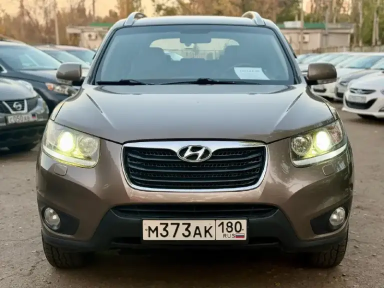 💶 Цена:1.340.000р
📮 Город:донецк
🚘 Марка / модель: hyundai santa fe
📅 Год выпуска:2011
📊 Пробег:175000км
⛽ Двигатель (тип, объем, ): 2.2
🔧 Тип кпп:автомат
📝 Описание: один хозяин с момента покупки в салоне г. Донецк. Машина в очень хорошем состоянии. Кузов не гнилой. Часики. Максимальная комплектация. Климат работает. Два ключа. Переоформление без проблем. Возможна продажа в кредит.
☎ Контактный телефон:+79495001160(телеграм)
📞 Звоните: +7(949)5001160 - фотография - 4