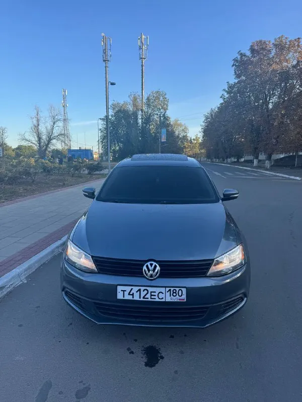 Продам volkswagen jetta 2011 года выпуска, мотор 2.5 атмосферный, (6-ти ступенчатый aisin), пробег 118.000 миль, в комплектации кожаный салон, люк, подогревы сидений, борт компьютер, мультируль. Машина вложений не требует, работает все что должно работать. Цена 1🍋
Обмен
+79495730450
📲 Tg: псих
📞 Звоните: +7(949)5730450 - фотография - 3