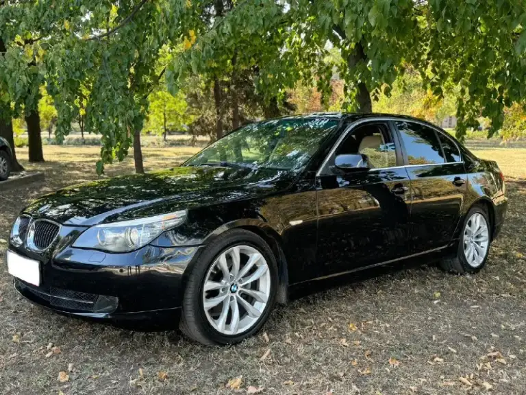 Продам bmw 5 е60
:2.5 Бензин 218л. С
Коробка: автоматическая!
Год выпуска: 2008
Пробег родной : 300к!
Масло не расходует, любые проверки на вашем сто, двигатель после кап ремонта, коробка работает идеально, авто в хорошей комплектации, климат контроль двух зонный, люк, датчики света и дождя, круиз контроль, полный электра пакет, кожаный салон, приводы сидений, парктроники.
В 2024 году было произведено много работы над машиной, вложено 400 ка, замена стоек в круг, дисковых тормозов и колодок, все рычаги в круг новые, мотор весь переуплотнен, система охлаждения новая, новый компрессор кондиционера, новая рулевая рейка, новые задние привода, также поменяно масло в двигателе и коробке, новые свечи, машина ближайшее время не потребует вложений, поменяно все что можно было поменять и довести машину до идеального состояния. Переделана оптика, светит отлично, все что было проделано по машине выше перечисленное, не выдумки, в этом вы можете увид
📞 Звоните: +7(949)4976240 - фотография - 3