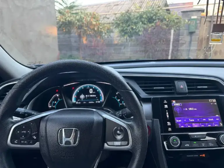 Honda civik 2018 год
Двигатель 2.0 бензин
Родной пробег 130.000 км
Автомобиль в отличном состоянии, в красивом редком цвете. Гаражное хранение, один владелец. Комплект новой зимней резины на дисках, 2 ключа. Двигатель работает отлично, ходовая в отличном состоянии, коробка переключает без пинков. Хорошая комплектация: люк, камера заднего вида, автозапуск, бесключевой доступ, система start-stop, удержание тормоза, ходовые огни, сенсорный монитор, круиз, климат, датчики света и дождя и еще много чего.
Хороший, комфортный, полностью обслуженный автомобиль !
Цена 1.590.000 торг присутствует!
Осмотр г донецк
Все интересующие вопросы по телефону +79498477720 - фотография - 9