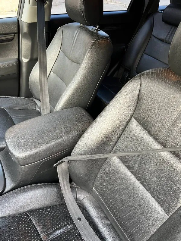 Kia sorento xm полный привод
2,4 Бензин 2011г 233000 пробег.
Продаю свой автомобиль. По факту и по документам. Продаю в связи с покупкой нового автомобиля. Все что надо, делалось вовремя и использовалась хорошие запчасти. Недавно поменяли по переду все пыльники и тяги.
Мотор и коробка работают без нареканий. По кузову практически весь в родном окрасе , без дтп. Все стекла и детали заводские. Салон и пластик в хорошем состоянии. Новый аккумулятор, новые свечки, заменил прокладку клапанной крышки, новая гофра. Установлена хорошая сигнализация с автозапуском. Два комплекта ключей, сервисная книжка, зимняя резина. Замена масла каждые 7000 км.
Круиз-контроль,
Мульти руль,
Подогревы сидений
2-Х зонный климат
Парктроник, авто складывание зеркал.
Датчик дождя,
Авто свет, кнопка старт/стоп
Помощь при спуске с наклонной поверхности
Цена 1330000 осмотр по договоренности. Номера оставлю себе. Машина эксплуатируется каждый день. +79495540408 - фотография - 6