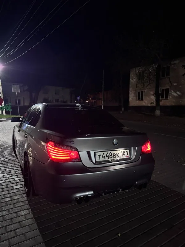 Продам bmw 535i е60 рестайлинг 2007год двигатель n54 3литра турбо, спорт коробка
Автомобиль в родном окрасе, хорошая комплектация, ломающиеся сидения, мультируль, магнитофон андроид, складывание зеркал, без ключевой доступ, на приятном выхлопе, два комплекта резины на дисках, лето 18, зима 17 почти новая проехала один сезон.
Масло не ест, меняется каждые 6000км. Пробег 297тыс родной. Был недавно установлен новый бампер м лук
Адаптивный ксенон. Цена 1 650 000₽ торг.
Все вопросы по телефону +79591067735
📞 Звоните: +7(959)1067735 - фотография - 4