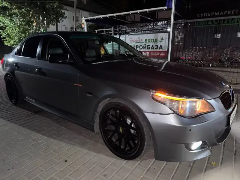Продам bmw 535i е60 рестайлинг 2007год двигатель n54 3литра турбо, спорт коробка
Автомобиль в родном окрасе, хорошая комплектация, ломающиеся сидения, мультируль, магнитофон андроид, складывание зеркал, без ключевой доступ, на приятном выхлопе, два комплекта резины на дисках, лето 18, зима 17 почти новая проехала один сезон.
Масло не ест, меняется каждые 6000км. Пробег 297тыс родной. Был недавно установлен новый бампер м лук
Адаптивный ксенон. Цена 1 650 000₽ торг.
Все вопросы по телефону +79591067735
📞 Звоните: +7(959)1067735 - фотография - 5