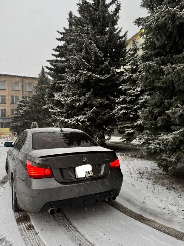 Продам bmw 535i е60 рестайлинг 2007год двигатель n54 3литра турбо, спорт коробка
Автомобиль в родном окрасе, хорошая комплектация, ломающиеся сидения, мультируль, магнитофон андроид, складывание зеркал, без ключевой доступ, на приятном выхлопе, два комплекта резины на дисках, лето 18, зима 17 почти новая проехала один сезон.
Масло не ест, меняется каждые 6000км. Пробег 297тыс родной. Был недавно установлен новый бампер м лук
Адаптивный ксенон. Цена 1 650 000₽ торг.
Все вопросы по телефону +79591067735
📞 Звоните: +7(959)1067735 - фотография - 9