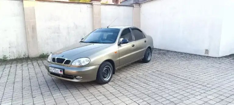 Продаю daewoo lanos в хорошем техническом состоянии во владении более пяти лет. Я хозяин!
Объем 1.5 (газ бензин вписан в техпаспорт)
Пробег: 254 тыс. Км. Родного пробега.
Учёт днр постоянный продажа только с полным переоформлением на вас в мрэо на 180 регион.
Работает идеально (масло от замены до замены) кпп без нареканий работает в штатном режиме(буквально недавно поменял масло в кпп) по ходовке вопросов нет.
Машина всегда своевременно обслуживалась денег не жалели.
Все записи обслуживания автомобиля записаны в книжке с момента покупки автомобиля.
Цена: 350 тыс. Руб.
Осмотр город макеевка.
Тел : +7 949 454 09 10
📞 Звоните: +7(949)4540910 - фотография - 5