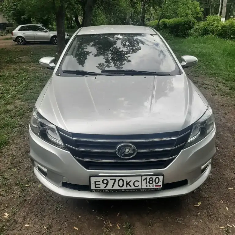 Продам lifan solano 🔥
Год выпуска:2018🔥
Пробег, км:44.000 (оригинал)🔥 салона выехала 2020 год. Стояла в высточном зале. Оригинал тоета корола.
Модификация:1.8мт🔥
Тип двигателя:бензин🔥
Коробка передач :механика 🔥
Привод:передний 🔥
Тип кузова :седан🔥
Цвет:серый🔥
Koмплeктaция:standart🔥
-Кондиционер (рабочий)
-Центральный замок
-Электро-регулировка зеркал
-Гидроусилитель руля
-Электрические стеклоподъемники
-Галогенные фары
-Передние противотуманные фары
-Дополнительный стоп-сигнал
-Датчик света
-Боковые зеркала с повторителями указателей поворота
-Электроподогрев зеркал
-Подушка безопасности водительская/пассажика
-Антиблокировочная система (abs)
-Система распределения тормозного усилия (ebd)
-Автоблокировка дверей при езде
-Бортовой компьютер
В продаже лифан солано с реальным пробегом 44.000км. Автомобиль в идеальном состоянии, как технически, так и внешне.
Работает идеально, без посторонних звуков.
Ходовая часть на 5+ абсолютно делать ничего
📞 Звоните: +7(949)3412995 - фотография - 1