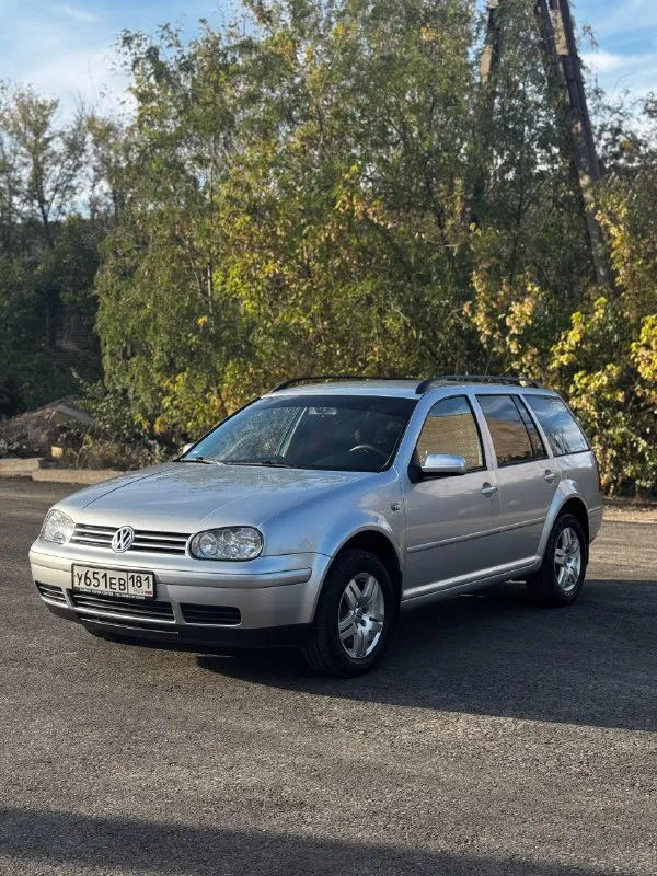 Продается надежный и ухоженный volkswagen golf 4 2002 года. Двигатель 1.6 на механической коробке передач. Автомобиль не бит и не крашен, полностью в родной краске, все стекла оригинальные. В отличном состоянии, технически исправен, все системы работают без нареканий. Масло не ест. Комплектация хорошая, включает все необходимое для комфортной езды. Машина очень экономичная, расход топлива минимальный. Пробег всего 230 тысяч км. В комплекте два ключа. Отличный выбор для тех, кто ищет надежный и недорогой в обслуживание автомобиль в отличном состоянии!
Цена:700 т. Р. Торг.
Город алчевск. +79591939997
📞 Звоните: +7(959)1939997 - фотография - 2