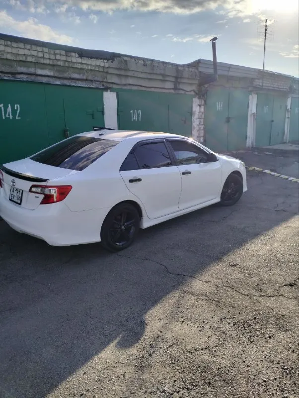 Продам toyota camry 2013 г. В. Двигатель 2.5 пробег 77779 миль. В одних руках с 2022 года, я хозяин. Полностью обслужена, делать не нужно ничего от слова совсем, сел и поехал. Цена 1.9 млн. Руб. +79493222505 вадим.
📲 Tg: вадим блудов
📞 Звоните: +7(949)3222505 - фотография - 5