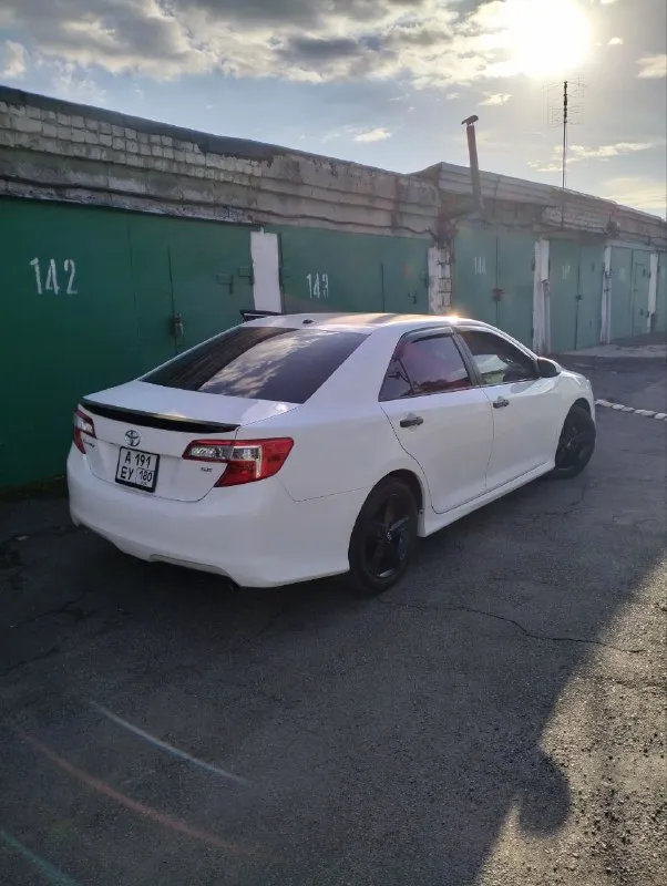 Продам toyota camry 2013 г. В. Двигатель 2.5 пробег 77779 миль. В одних руках с 2022 года, я хозяин. Полностью обслужена, делать не нужно ничего от слова совсем, сел и поехал. Цена 1.9 млн. Руб. +79493222505 вадим.
📲 Tg: вадим блудов
📞 Звоните: +7(949)3222505 - фотография - 7