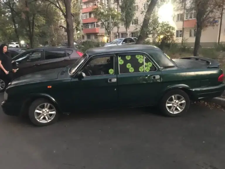 Описание: продажа💰
Г. Мариуполь.
Газ 3110 2000г.
Инжектор 406 двс
Масло не расходует.
5-Ти ступенька.
Газ ( вписан)бензин.
В отличном состоянии.
Свеже покрашена.
Сигналка, передние эл. Стеклоподъемники, центр. Замок, ксенон д. Б.
Заменено моторное масло фильтра, топливный, воздушный.
Новая тормозная жидкость.
Новый рабочий цилиндр сцепления.
Трансмиссионное масло коробка, мост.
Заменил все патрубки, новый антифриз.
Новый генератор, свечи, провода.
Новое лобовое стекло.
Стоит хороший магнитола c bt.
Чистый ухоженный салон.
Переоформление без проблем.
Рассмотрю обмен с доплатой.
Тел. :+7978 2376967
Дмитрий.
📞 Звоните: +7(978)2376967 - фотография - 3
