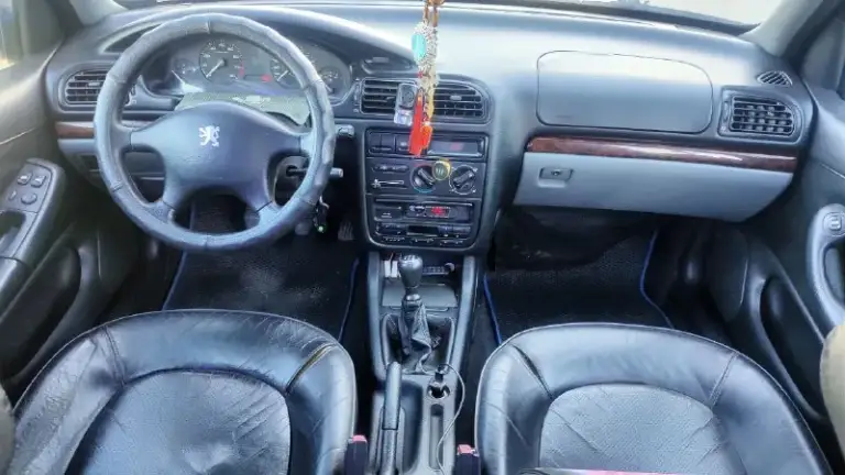 🇷🇺Г. Мариуполь.
🚘Марка - peugeot 406
📅Год - 1998г
🛢️Объём - 1.6л.
⛽Топливо - бензин.
⚙️Кпп - механика.
🥶 Кондиционер
↔️ Гур
🎶 Музыка
🔹Есть моменты по лкп.
📈Пробег 336 000
Я хозяин владею авто 6 лет.
💵Цена - 430 тыс. Руб. Есть торг.
📞Все вопросы по +79497067608
📲 Tg: николай
📞 Звоните: +7(949)7067608 - фотография - 5