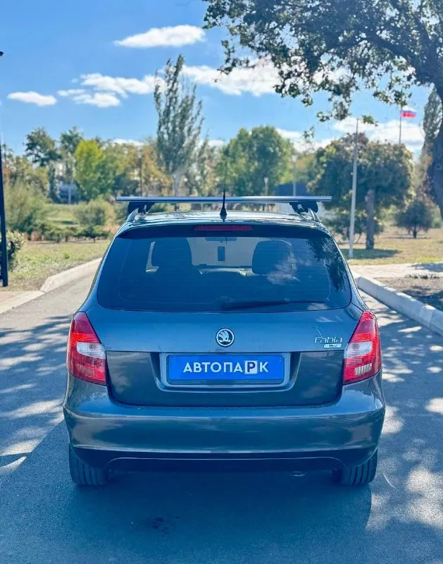 🇨🇿 Skoda fabia 1.4 mk2

💰Цена: 640 000р
🏢Город: мариуполь
📅Год выпуска: 2008
🧾Пробег: 211 012 км.
⚙️Двигатель: 1.4
⛽Топливо: бензин
⚙️Кпп: механика

📞 Телефон:

+7-949-727-41-51
+7-989-263-55-56
+7-949-551-91-52

💾 Описание:

Fabia идеальный выбор для тех, кто ищет надёжный и практичный автомобиль. Этот универсал отличается элегантным дизайном и просторным салоном.

✅ Два владельца, южная эксплуатация, птс оригинал

✅Отличное состояние кузова, без коррозии, несколько косметических подкрасов

✅Хорошее состояние как внешне, так и технически

Комплектация 👍 :
Климат-контроль, гур, abs, центральный замок, подогрев сидений, полный электропакет, легкосплавные штатные диски r16 на хорошей летней резине.

Улица шевченко 269

🏦 Возможна продажа в кредит по двум документам. - фотография - 5