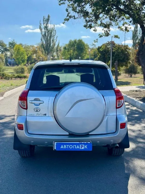 🇯🇵 Toyota rav4 ха30

💰Цена: 1 100 000р
🏢Город: мариуполь
📅Год выпуска: 2006
🗒️Пробег: 215 037 км.
⚙️Двигатель: 2.0
⛽Топливо: бензин
⚙️Кпп: автомат

📞 Телефон:

+7-949-727-41-51
+7-989-263-55-56
+7-949-713-18-14

💾 Описание:

Toyota rav4 (xa30) - это легендарный внедорожник, который не теряет актуальности.

Преимущество данной модели :
— Комфорт и безопасность. Просторный салон, качественные материалы и системы безопасности обеспечивают высокий уровень комфорта.
— Мощность и динамика.
Двигатель объёмом 2 литра обеспечивает отличную динамику.
— Универсальность. Благодаря своему внедорожному характеру, rav4 отлично чувствует себя как в городе, так и за его пределами.

✅Кузов без коррозии, южная эксплуатация, все стекла включая лобовое родные
✅Оригинальный пробег
✅Хорошее состояние как внешне так и технически

Богатая комплектация:
Полный электропакет, климат контроль ❄️, подогрев сидений, мультируль, подогрев зоны дворников. - фотография - 5