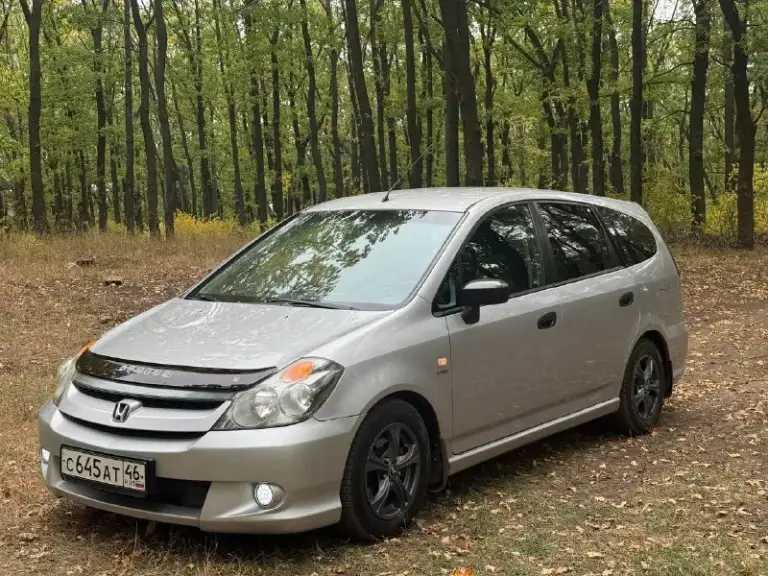В продаже : honda stream, рестайлинг, 2004 г. В, полноценный 6-и местный “минивэн“, но, если заменить второй ряд (раздельных) сидений на (сплошные) выйдет 7-и местной. Птс оригинал. Родной пробег : 263,200 км, три собственника. Двигатель 1.7 л (d17a) на 125 л. С, работает без нареканий, тихо и ровно, обслужен, заменены ремни, ролики, помпа. Ходовая после ревизии. Сцепление менялось в прошлом году, коробка переключает отлично. Салон велюр, как новый. Практически вся в заводском окрасе, без дтп. Пороги переварены в июле-месяце этого года.
Стоимость : 550,000 руб.
Обмен не интересен.
Находится в г макеевка.
Звонить по существу.
Контакты :
+7(949)-453-12-33
+7(951)-767-97-27 - фотография - 1