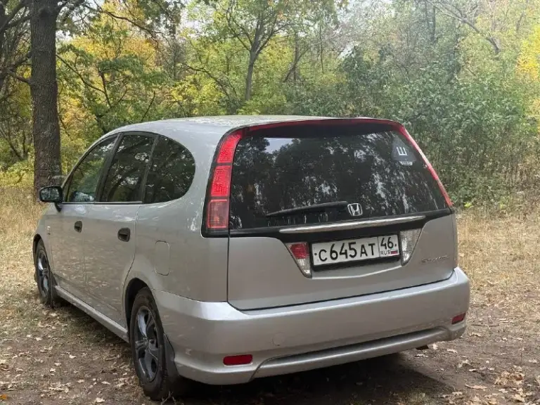 В продаже : honda stream, рестайлинг, 2004 г. В, полноценный 6-и местный “минивэн“, но, если заменить второй ряд (раздельных) сидений на (сплошные) выйдет 7-и местной. Птс оригинал. Родной пробег : 263,200 км, три собственника. Двигатель 1.7 л (d17a) на 125 л. С, работает без нареканий, тихо и ровно, обслужен, заменены ремни, ролики, помпа. Ходовая после ревизии. Сцепление менялось в прошлом году, коробка переключает отлично. Салон велюр, как новый. Практически вся в заводском окрасе, без дтп. Пороги переварены в июле-месяце этого года.
Стоимость : 550,000 руб.
Обмен не интересен.
Находится в г макеевка.
Звонить по существу.
Контакты :
+7(949)-453-12-33
+7(951)-767-97-27 - фотография - 3