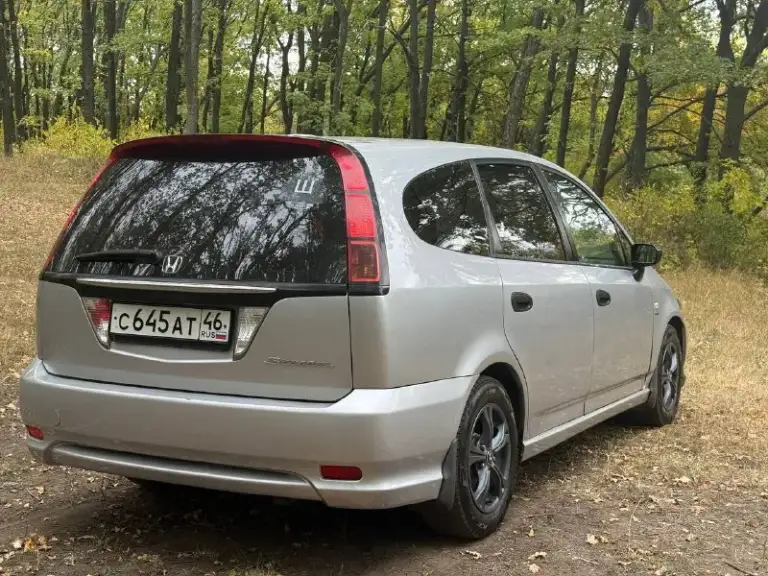 В продаже : honda stream, рестайлинг, 2004 г. В, полноценный 6-и местный “минивэн“, но, если заменить второй ряд (раздельных) сидений на (сплошные) выйдет 7-и местной. Птс оригинал. Родной пробег : 263,200 км, три собственника. Двигатель 1.7 л (d17a) на 125 л. С, работает без нареканий, тихо и ровно, обслужен, заменены ремни, ролики, помпа. Ходовая после ревизии. Сцепление менялось в прошлом году, коробка переключает отлично. Салон велюр, как новый. Практически вся в заводском окрасе, без дтп. Пороги переварены в июле-месяце этого года.
Стоимость : 550,000 руб.
Обмен не интересен.
Находится в г макеевка.
Звонить по существу.
Контакты :
+7(949)-453-12-33
+7(951)-767-97-27 - фотография - 6