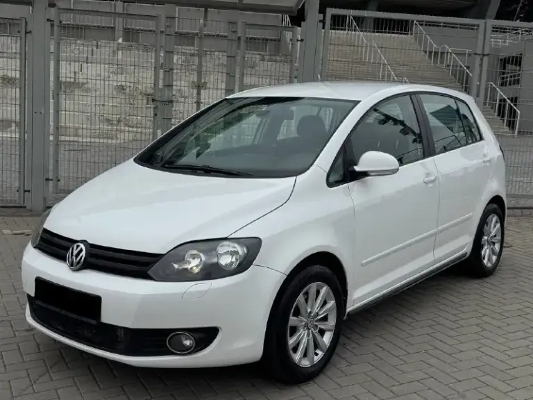 Продам volkswagen golf plus
Год выпуска 2011
Объем двигателя 1.6
Коробка механика надежная сочетания двигателя и коробки пробег в авто 113.000 км !один хозяин за всё время эксплуатации ! Автотека зелёная без дтп !комплектация-
Стоит штатная мультимедия работает отлично, камера заднего вида
4 Электро стёклаподъемника,
Подогрев сидений, климат контроль двух зонный,
Подогрев заднего/переднего лобового и зеркал, abs/esp, электро регулировка складывания боковых зеркал! Датчики дождя, датчики света система адаптивного освещения (afs) хорошая акустика,
Сигнализация, центральный замок авто в отличном состоянии
По кузову, рыжиков и вздутия нет, от слова совсем!
, Коробка в отличном состоянии машина полностью обслужена от и до вложений не требует все чеки сохранились !ходовая часть недавно была обслужена полностью !
Салон в отлично сохранилась, работает каждая кнопочка!
По документам полный порядок, любой вид оформления!цена 985.000.р аргументи
📲 Tg: @klimenko_f
📞 Звоните: +7(949)5174855 - фотография - 1