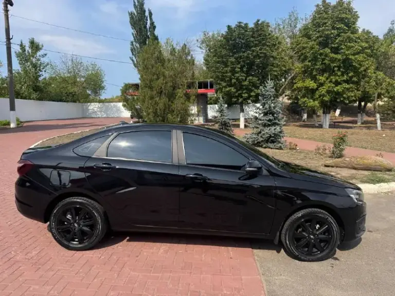 Ваз веста 2023г
61 000 Пробег
Не б/к
В отличном состоянии
Цена 1🍋230тыс рублей
+79043433102
📲 Tg: @mmmmrrmmm
📞 Звоните: +7(904)3433102 - фотография - 3