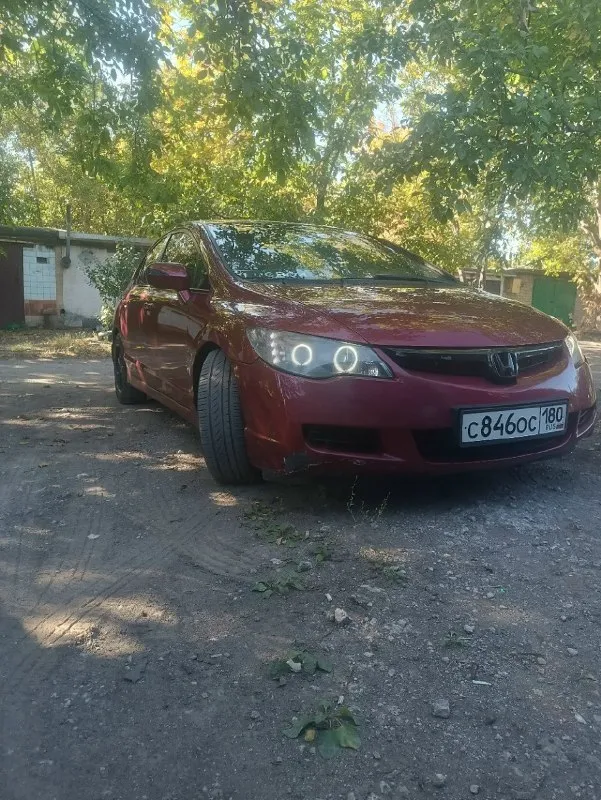 Продам личный honda сивик 8 д4 с пробегом 210 тысяч с мотором 1.8 vtc цепной с надёжной 6 ступенчатой механической коробкой передач, машина полностью обслужена без каких либо вложений на данный момент, ходовка вся вкруг меняна в этом месяце, развал сделан масла фильтра заменены, по запросу скину видео, кузов весь как на фото пороги арки все целое дно в порядке, машина ухожена. 4 стеклоподъёмника климат заправлен работает электро рейка, подогрева сидений, электро зеркала вообщем много писать можно о этой машине кому интересно звоните смотрите покупайте кайфуйте цена 780 торг при осмотре находится в макеевке бампер коцан спереди на фото видно +79494868723
📞 Звоните: +7(949)4868723 - фотография - 6