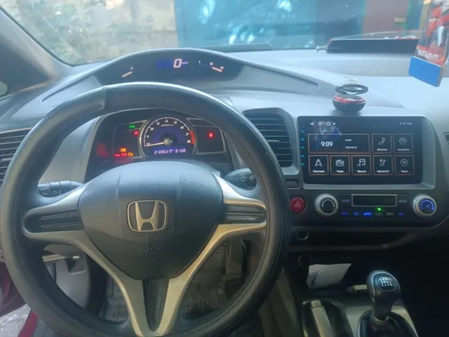 Продам личный honda сивик 8 д4 с пробегом 210 тысяч с мотором 1.8 vtc цепной с надёжной 6 ступенчатой механической коробкой передач, машина полностью обслужена без каких либо вложений на данный момент, ходовка вся вкруг меняна в этом месяце, развал сделан масла фильтра заменены, по запросу скину видео, кузов весь как на фото пороги арки все целое дно в порядке, машина ухожена. 4 стеклоподъёмника климат заправлен работает электро рейка, подогрева сидений, электро зеркала вообщем много писать можно о этой машине кому интересно звоните смотрите покупайте кайфуйте цена 780 торг при осмотре находится в макеевке бампер коцан спереди на фото видно +79494868723
📞 Звоните: +7(949)4868723 - фотография - 8
