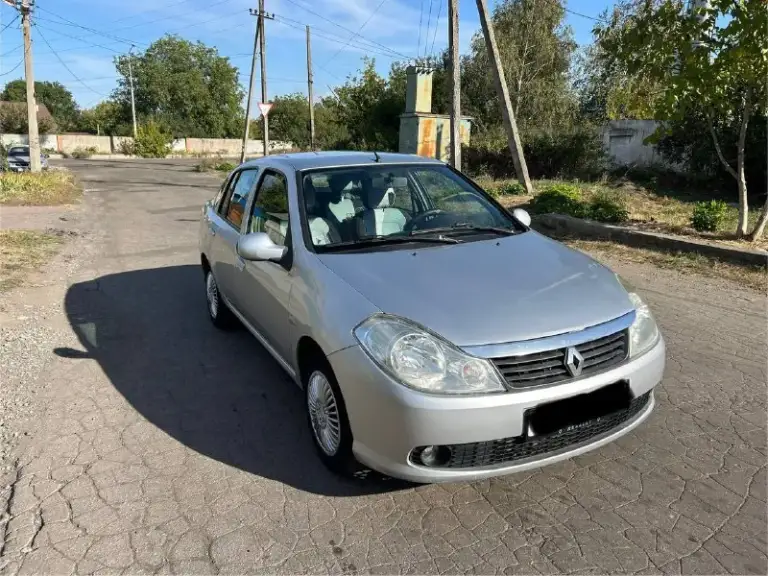 💶 Цена:450 тысяч рублей
📮 Город: макеевка
🚘 Марка / модель: renault symbol
📅 Год выпуска: 2010
📊 Пробег: 306 тысяч км
⛽ Двигатель (тип, объем): газ/бензин 1.4
🔧 Тип кпп: механика 5 ст.
👨‍⚖ Владельцев в птс: 1
📝 Описание: двигатель масло не ест. Не троит, не дымит. Кпп переключает мягко без хрустов, не выбивает. По кузову не гнилая не ржавая, есть пара царапин и мелких вмятин. Пробег оригинальный, не скрученный. Комплектация: 2 передних электростеклоподъемника, гур, кондиционер, туманки, мультируль, подогрев заднего стекла, сигнализация.
Газ зарегистрирован, вписан в птс. 2тысячи назад заменили колодки перед/зад, сайлентблоки задней балки, ступичный подшипник, радиатор печки.
☎ Контактный телефон: +7 949 512 5521
📲 Tg: @bmbardirocrokodilo
📞 Звоните: +7(949)5125521 - фотография - 3